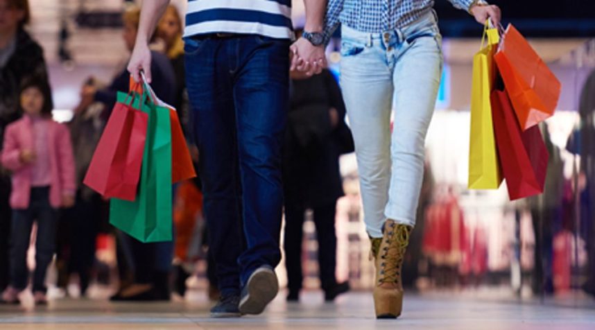 NRF predicts holiday spending will exceed forecasts