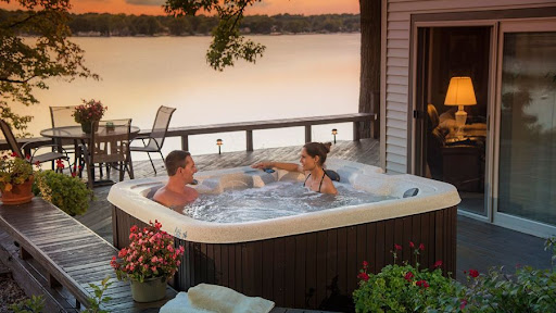 Basic Functionalities & Other Essential Information About Hot Tubs!