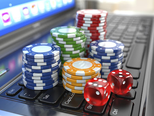 What Should Beginners Do When Playing Slot Games For The First Time